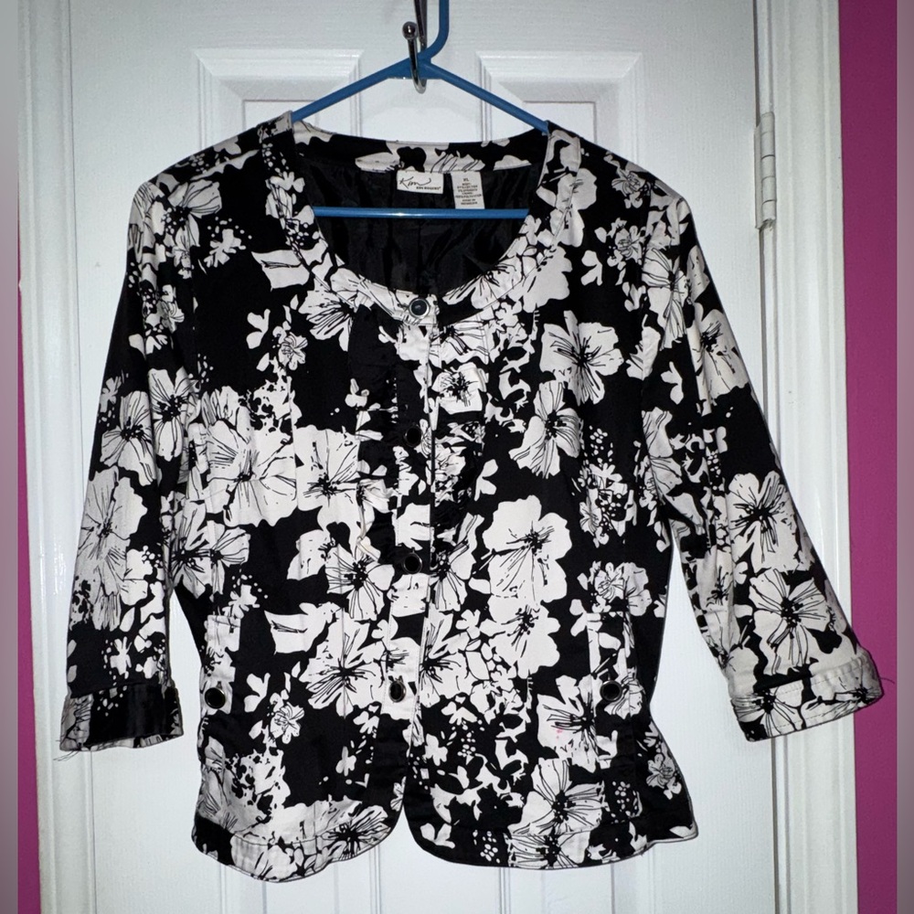 Kim Rogers Monochrome Floral Top